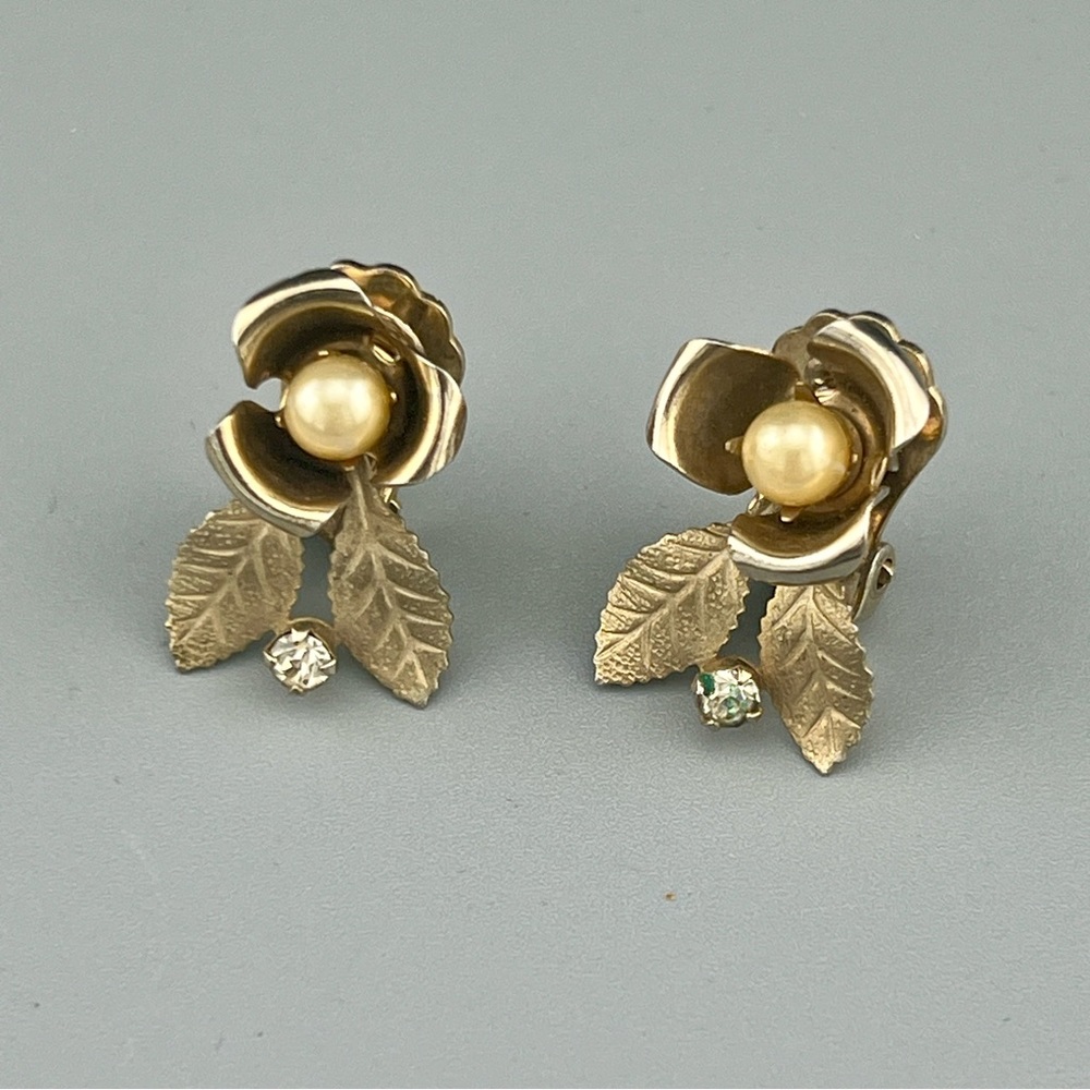 4/$15 vintage clip-on earrings